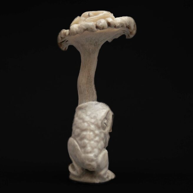 Esteban Najera Frogs Mushroom Zuni Carving - Image 4