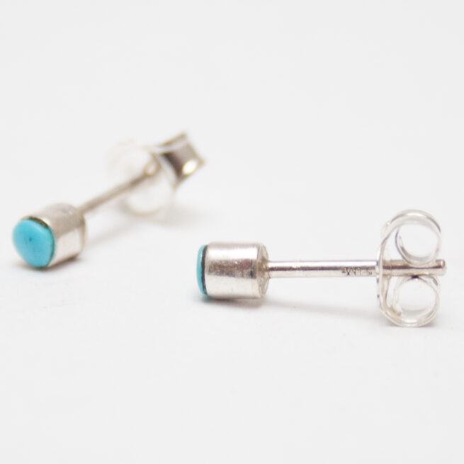 Petits Clous d'Oreilles Bleus – Image 2