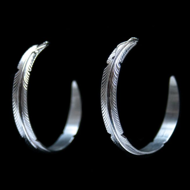 Grandes Boucles Créoles Plumes Argent – Image 2