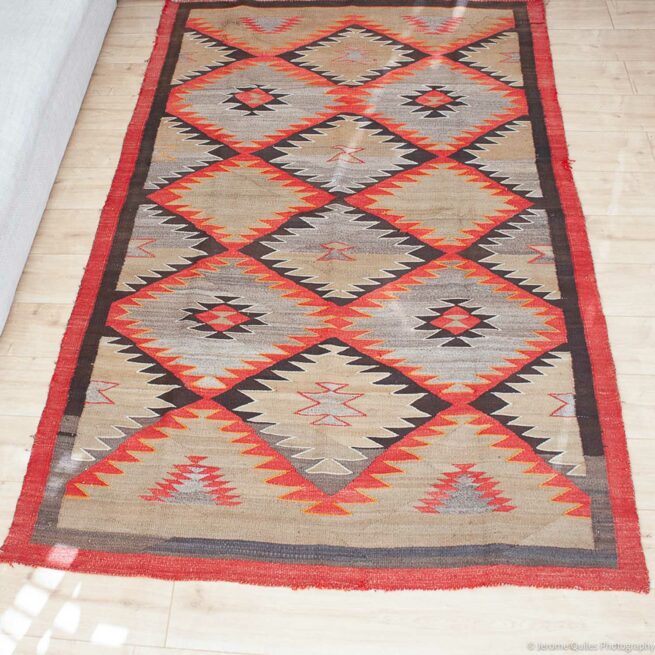 1890s Grey Brown Red Navajo Rug - Image 3
