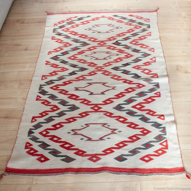 1900s Antique Navajo Area Rug - Image 4