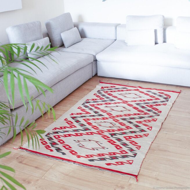 1900s Antique Navajo Area Rug - Image 2