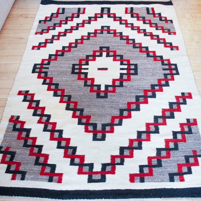 1920s Old Navajo Area Rug - Image 3