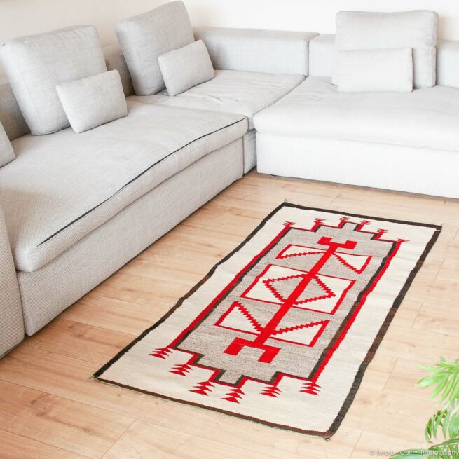 1920s Vintage Klagetoh Rug - Image 3