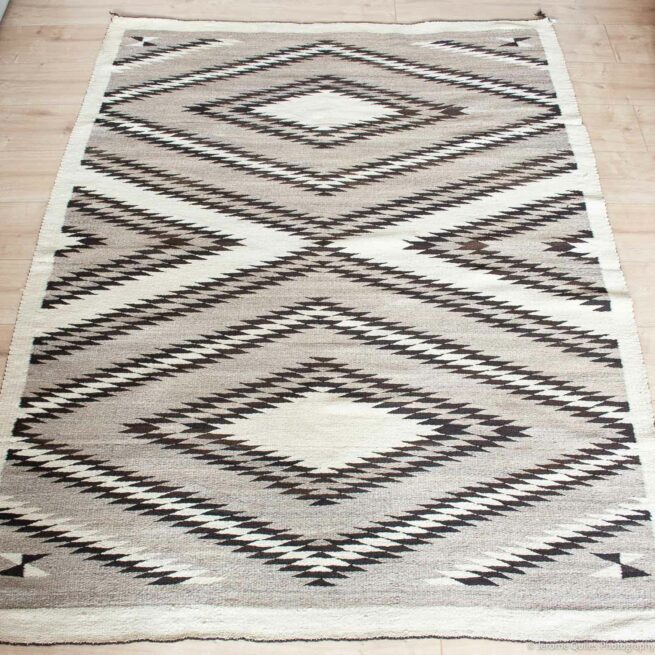 1930s Beige Grey Two Grey Hills Dazzler - Image 3
