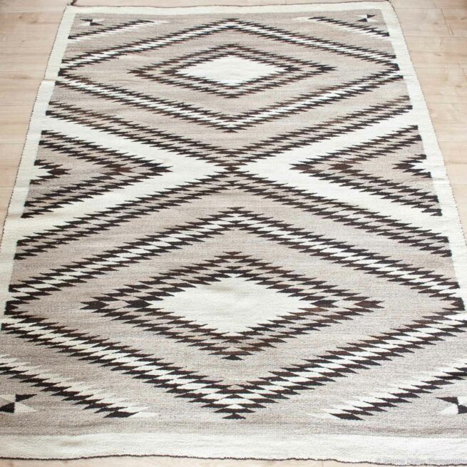 1930s Beige Grey Two Grey Hills Dazzler - Image 2