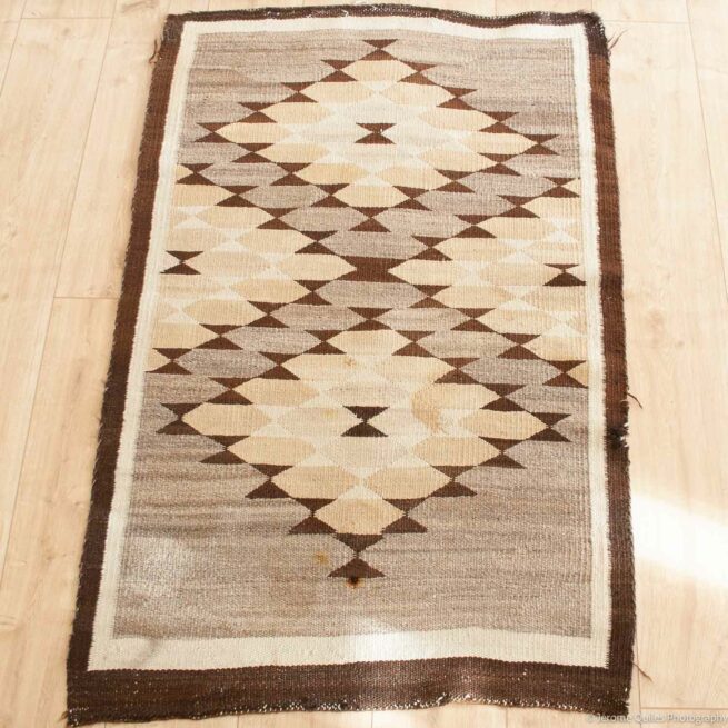 1936 Brown Rug Crystal Region - Image 3