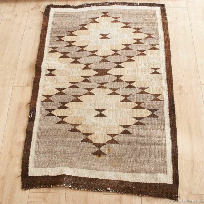 1936 Brown Rug Crystal Region - Image 4