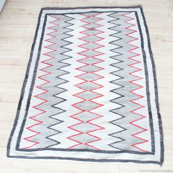 1890s Antique Zigzag Design Navajo Rug - Image 3