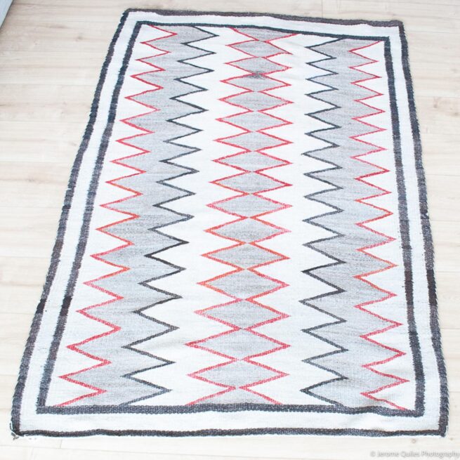 1890s Antique Zigzag Design Navajo Rug - Image 4