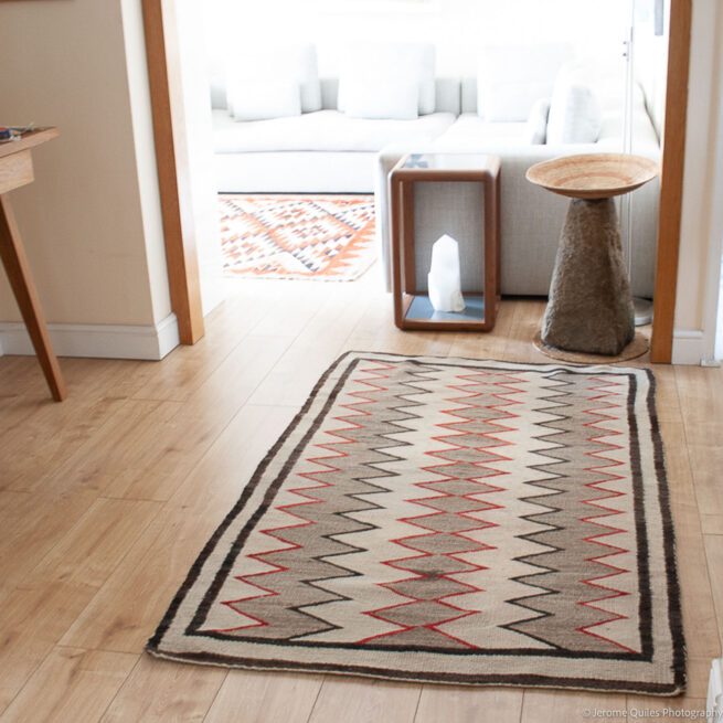 1890s Antique Zigzag Design Navajo Rug - Image 2