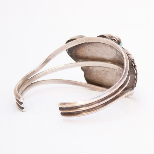 1930s Vintage Navajo Bracelet - Small Size - Image 4