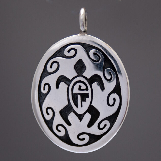 Ray Dorothy Poleyma Kyasyousie Silver Turtle Pendant