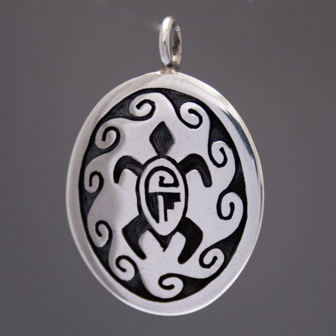 Ray Dorothy Poleyma Kyasyousie Silver Turtle Pendant