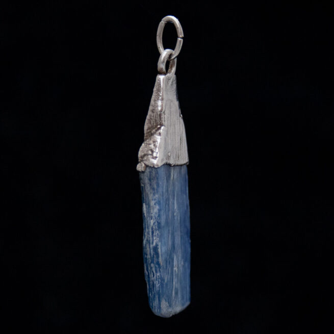 Pendentif Kyanite Brute