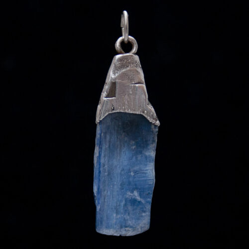 Pendentif Kyanite Brute