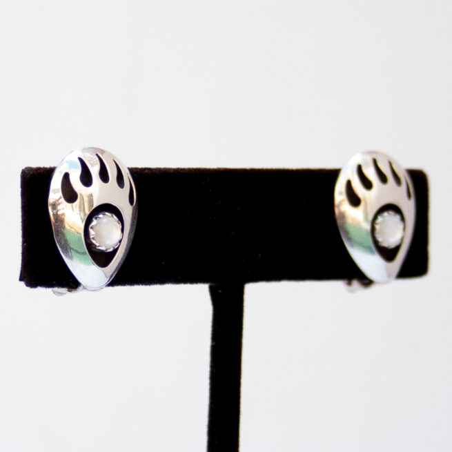 White Pearl Bear Paw Clip On Earrings - Image 2