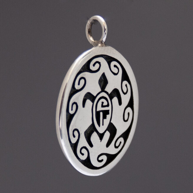 Ray Dorothy Poleyma Kyasyousie Silver Turtle Pendant - Image 3