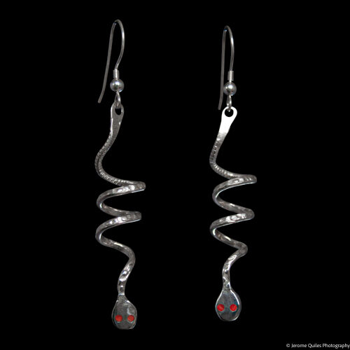Boucles d'Oreilles Corail Serpent Fin