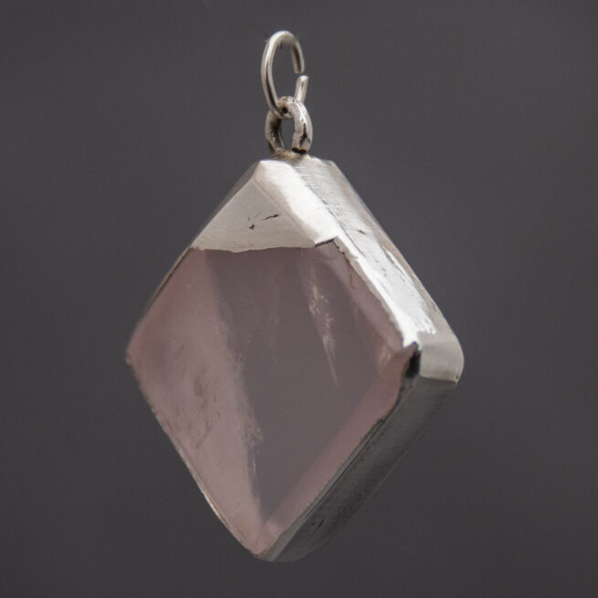 Pendentif Carré Quartz Rose – Image 3