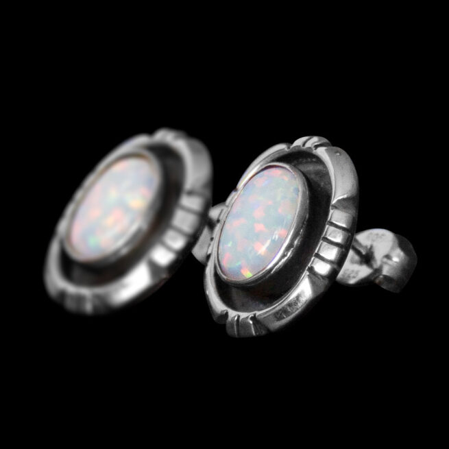 Clous d'Oreilles Navajo Opale Blanche – Image 3
