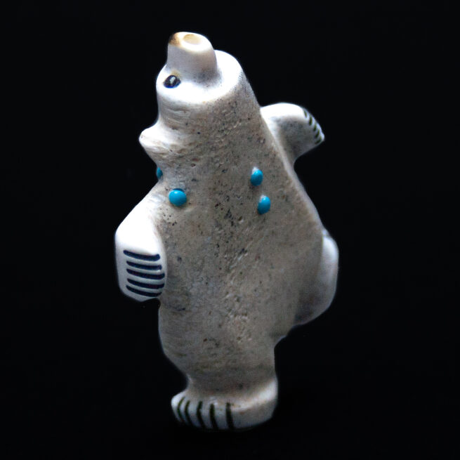 Claudia Peiña Happy Zuni Bear Carving