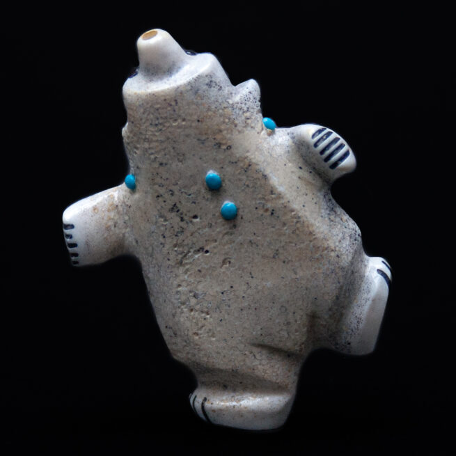 Claudia Peiña Happy Zuni Bear Carving