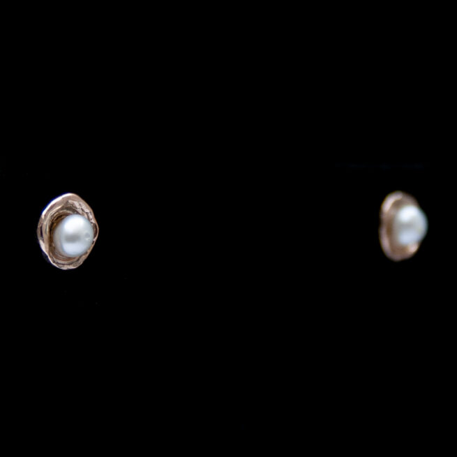 9K Gold Pearl Stud Earrings