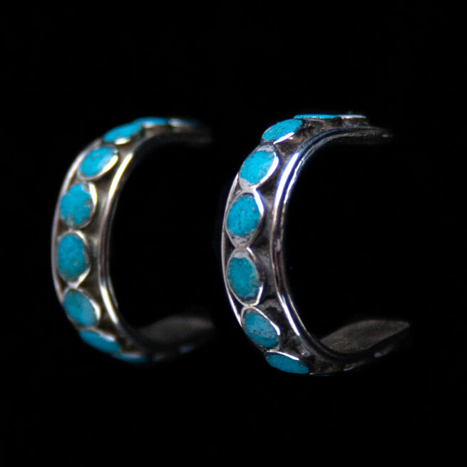 Petites Boucles Créoles Points Turquoise – Image 2
