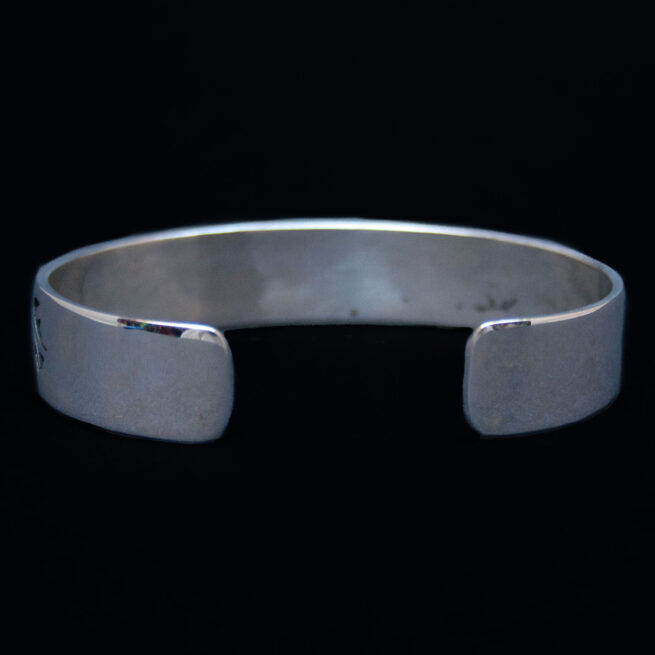 Kyasyousie Hopi Silver Bangle - Image 4