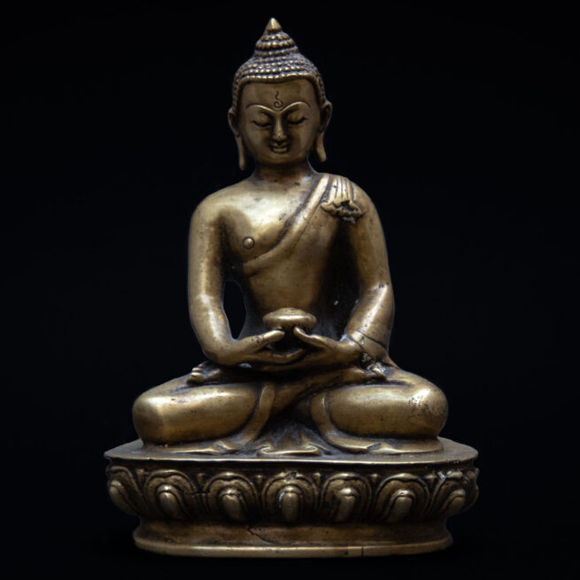 Dhyana Mudra Buddha Statue