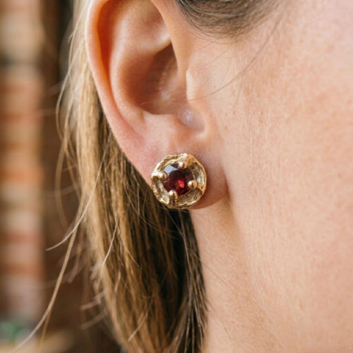9K Gold Red Garnet Earring Studs