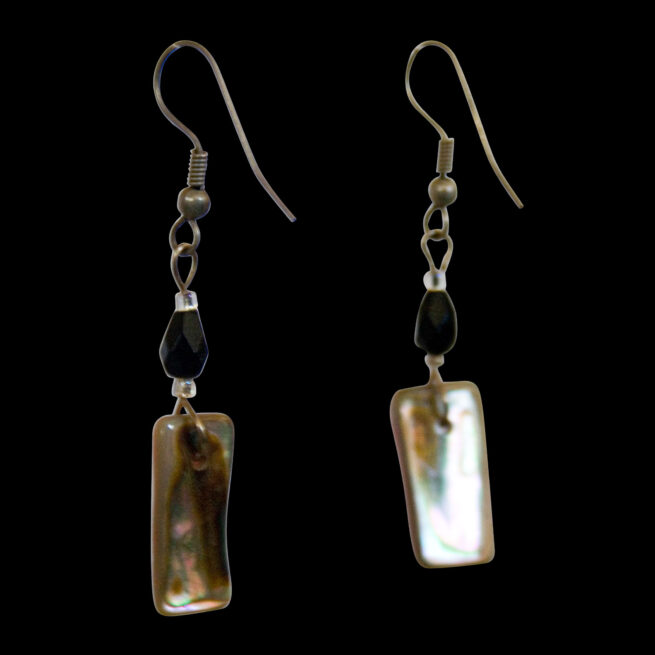 Orange Spondylus Black Bead Earrings - Image 2