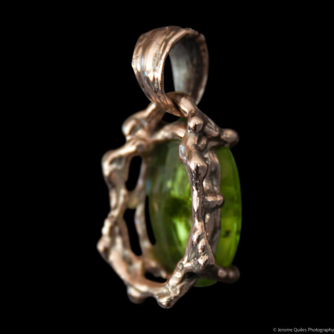 9K Gold Peridot Pendant - Image 5