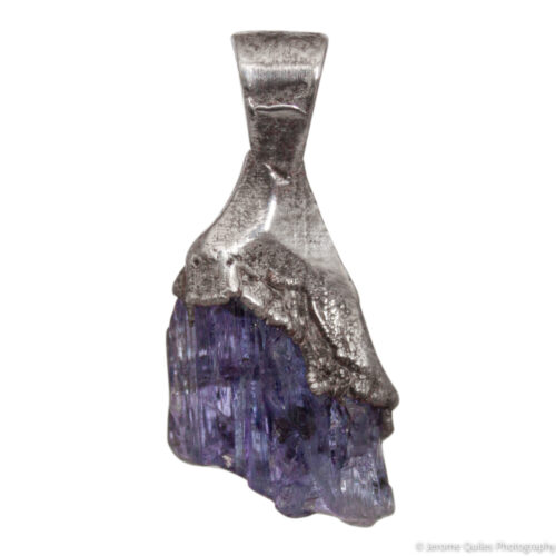 Silver Tanzanite Pendant