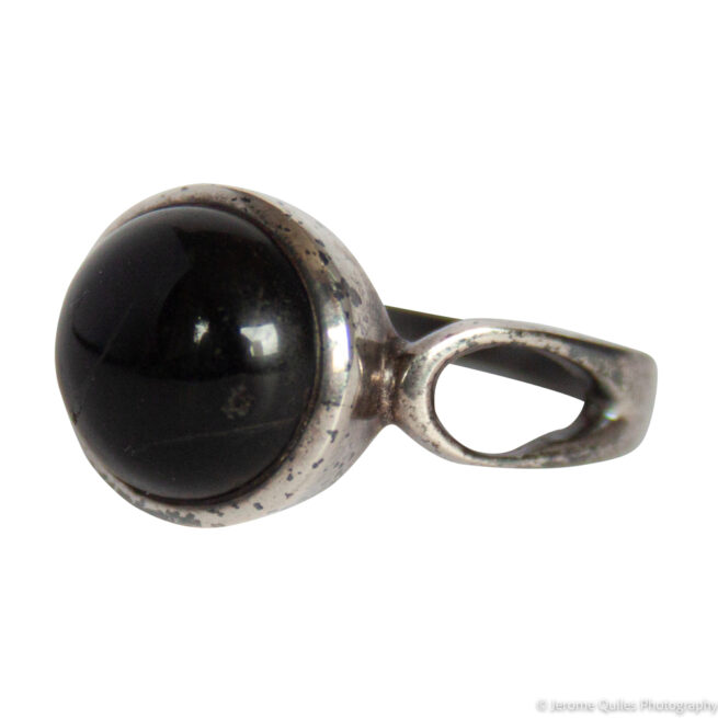 Round Black Tourmaline Silver Ring - Image 3