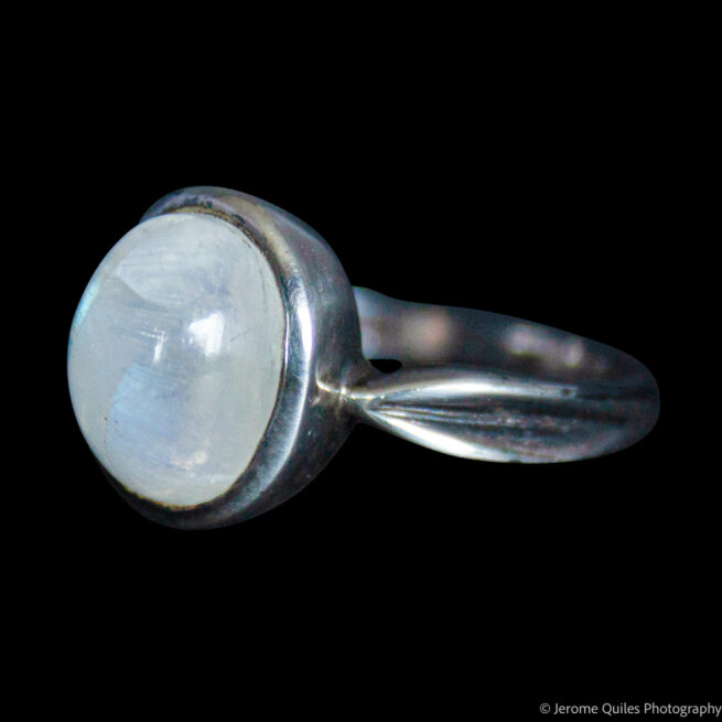Small Round Moonstone Silver Ring - Image 3