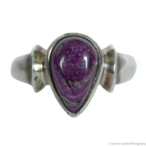 Teardrop Sugilite Ring Thick Setting