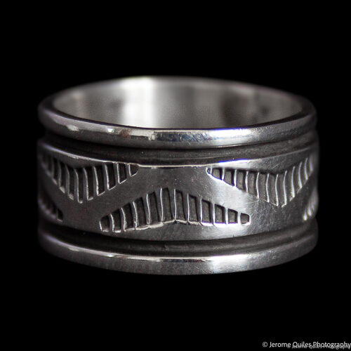 Bague Argent Navajo Motif Pyramide