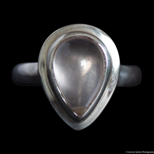 Bague Goutte Quartz Rose Bordure Argent