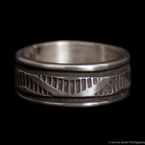 Silver Ring Striated Triangle Motif