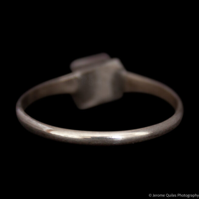 White Mother-of-Pearl Lozenge Ring - Image 3