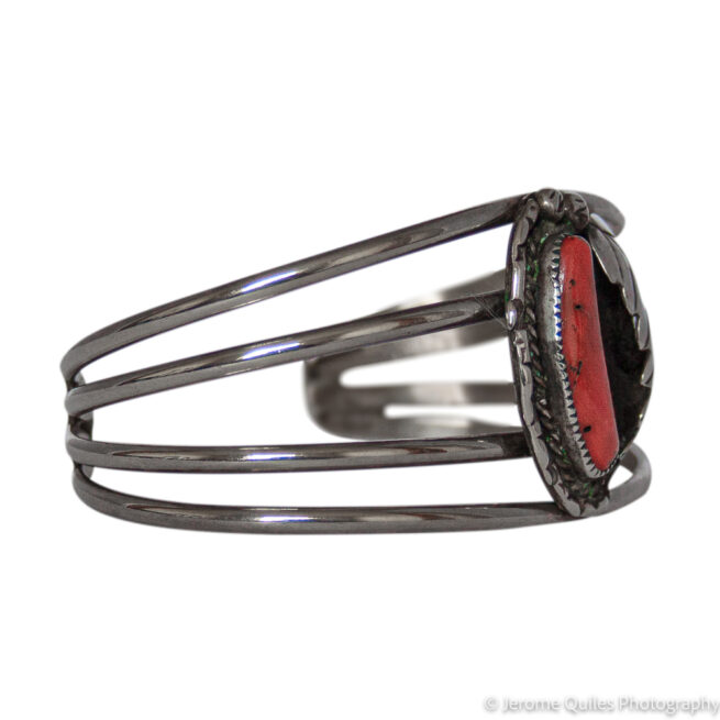 1940s Vintage Navajo Coral Bracelet - Image 2
