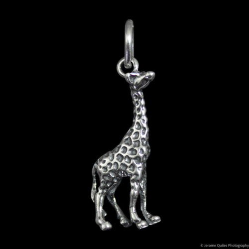 Silver Giraffe Pendant