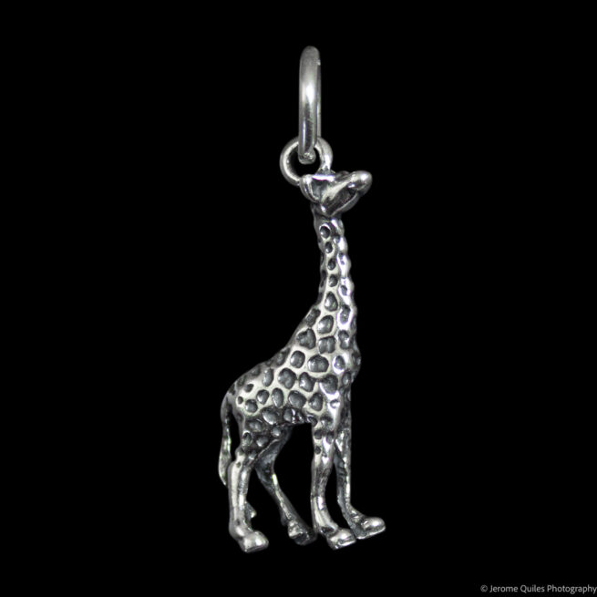 Silver Giraffe Pendant