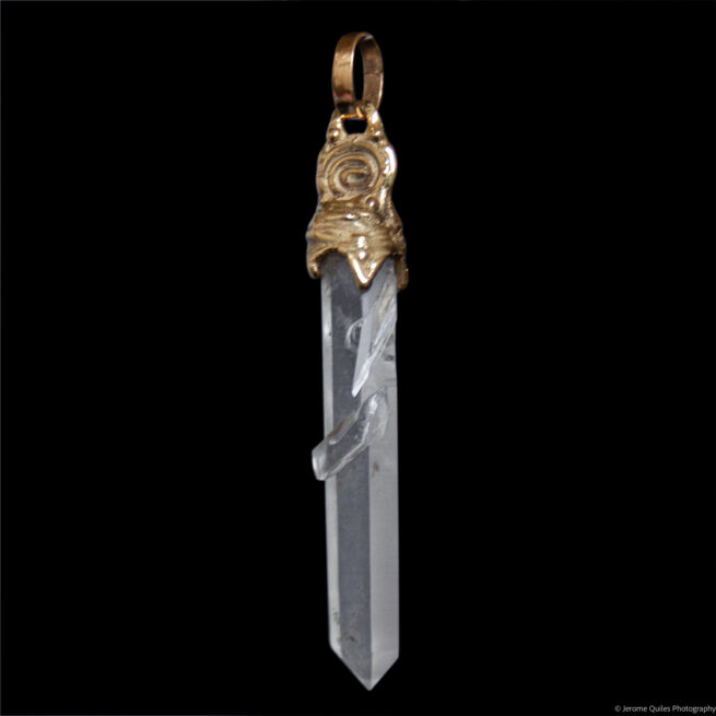 18K Gold Clear Quartz Pendant - Image 3