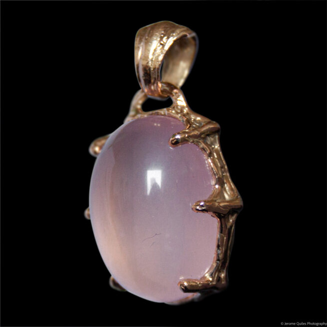 18K Gold Heart Chakra Pendant - Image 3