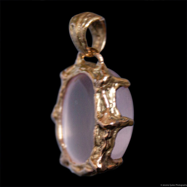 18K Gold Heart Chakra Pendant - Image 4