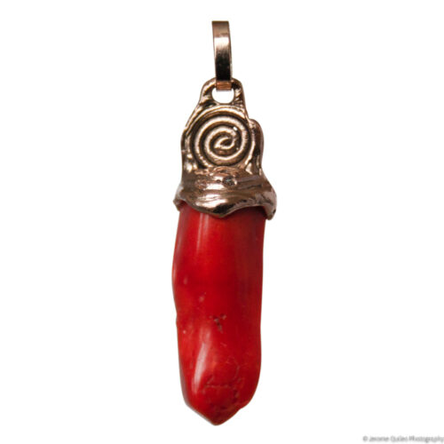 9K Gold Red Coral Pendant