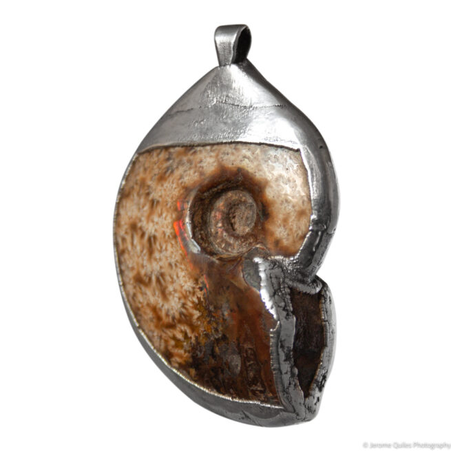 Large Pendentif Ammonite Opalisée – Image 2